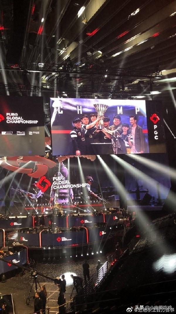 他们通过快 他们通过快