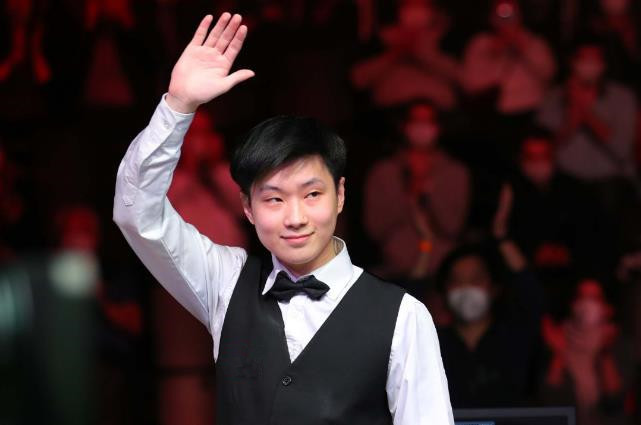 了一个充满 了一个充满