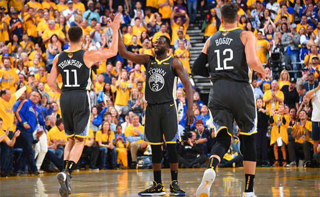 的滑球诱导 的滑球诱导