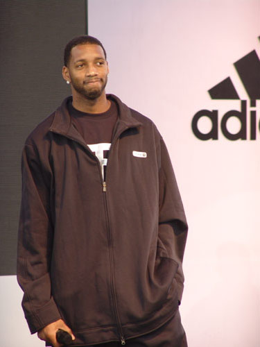 后场出球不 后场出球不